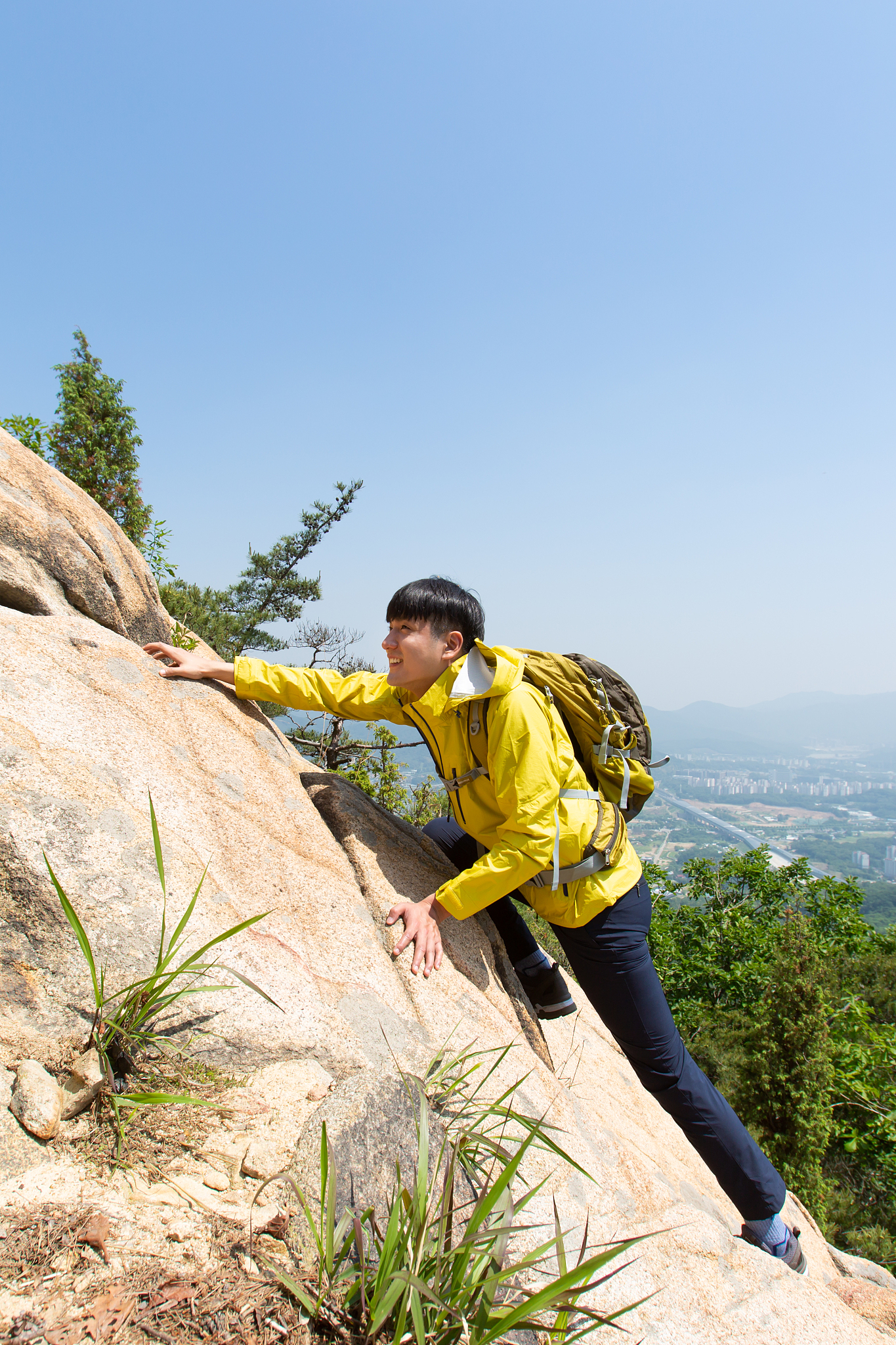 为什么女生爬完泰山发现裤子变成偏大码