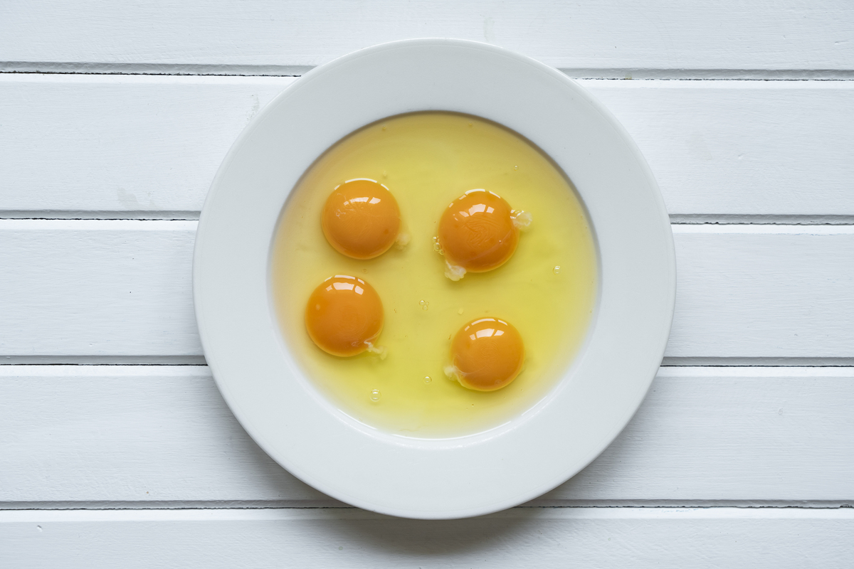 煮熟一个鸡蛋5分钟煮熟10个鸡蛋要多久