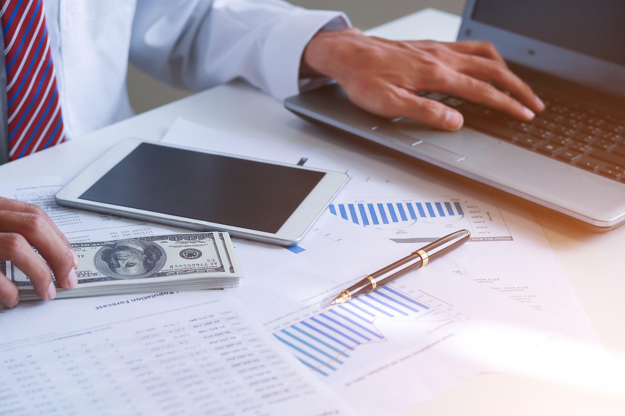 三年定期存款本息计算：5000元存三年，年利率3.24%，单利计算结果