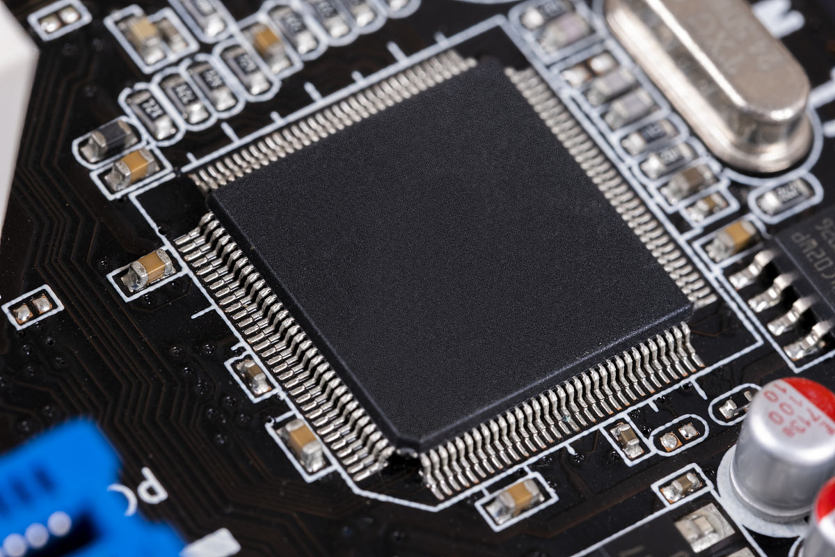 CPU 的构成与硬盘数据读取 | CPU 能读取硬盘数据吗？
