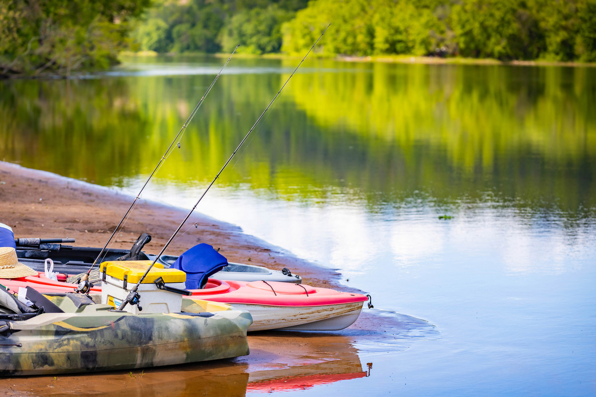 游湖攻略：畅享水上乐趣，拥抱自然宁静