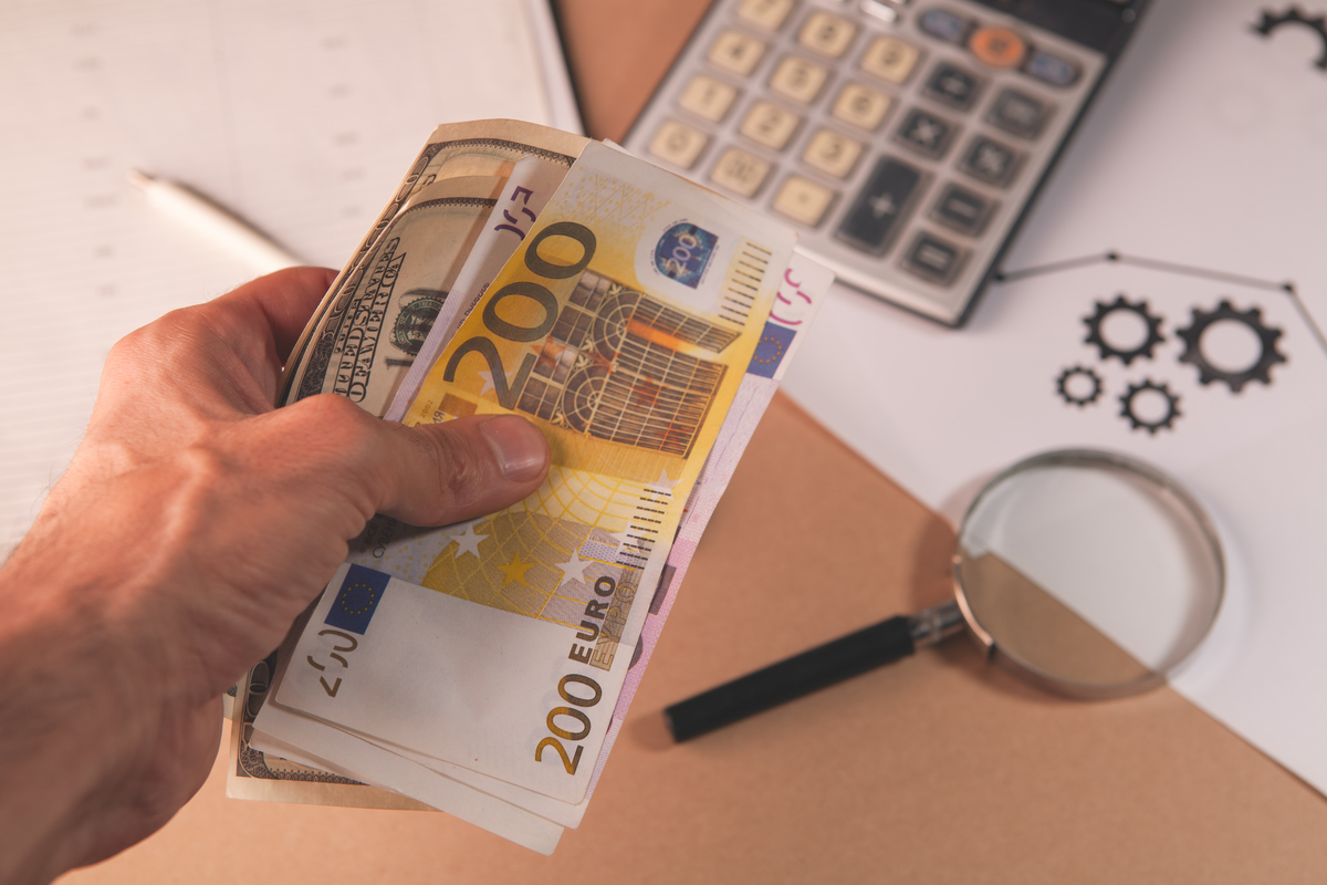 信用币：定义、价值和风险 - 详细解析