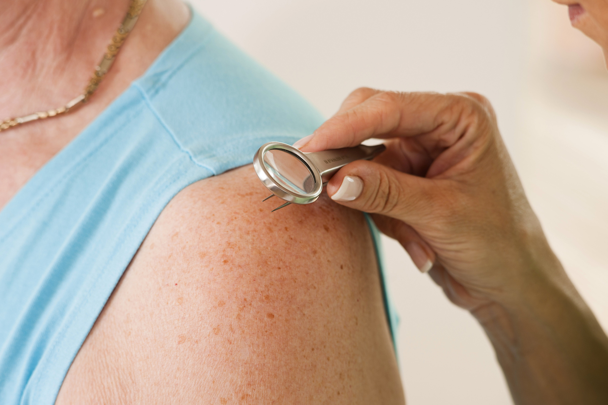 female patient at female doctor