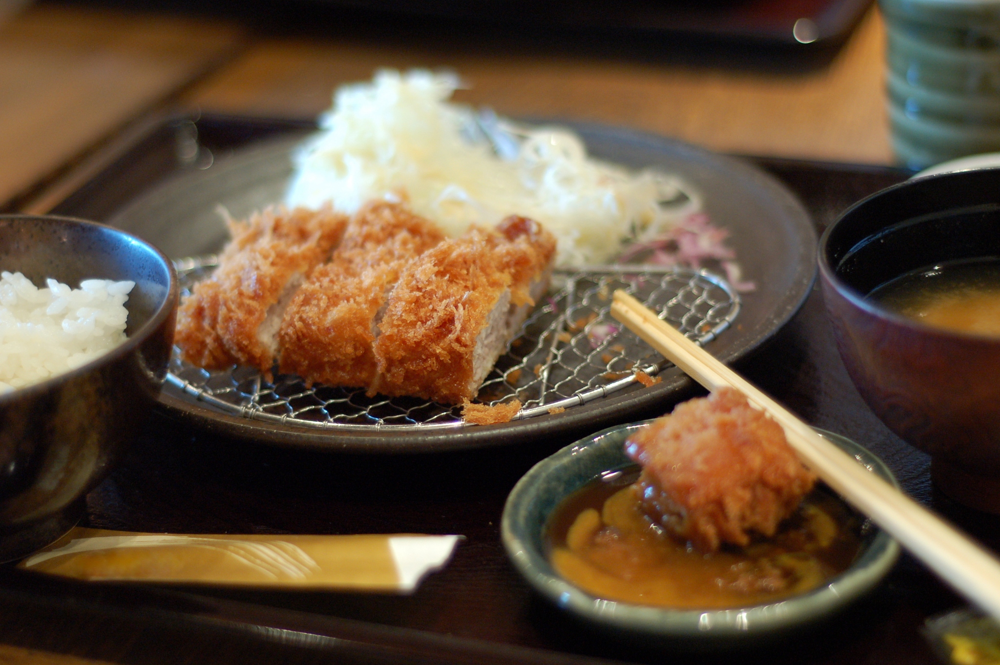 日本曾发生过一起山梨酸钾过量使用导致多人死亡的事件。