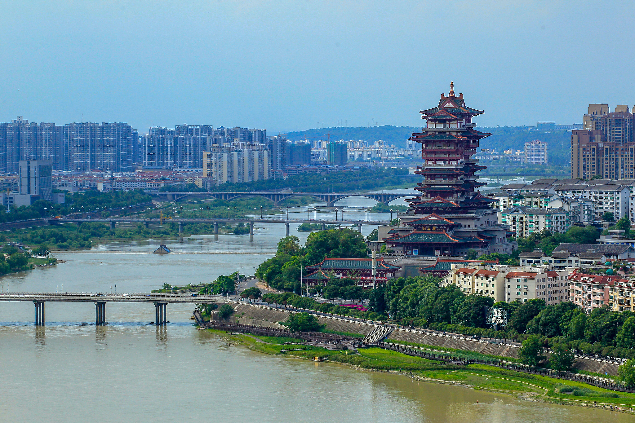 2021湖南有旅游服务与管理专业的中专中职学校有哪些