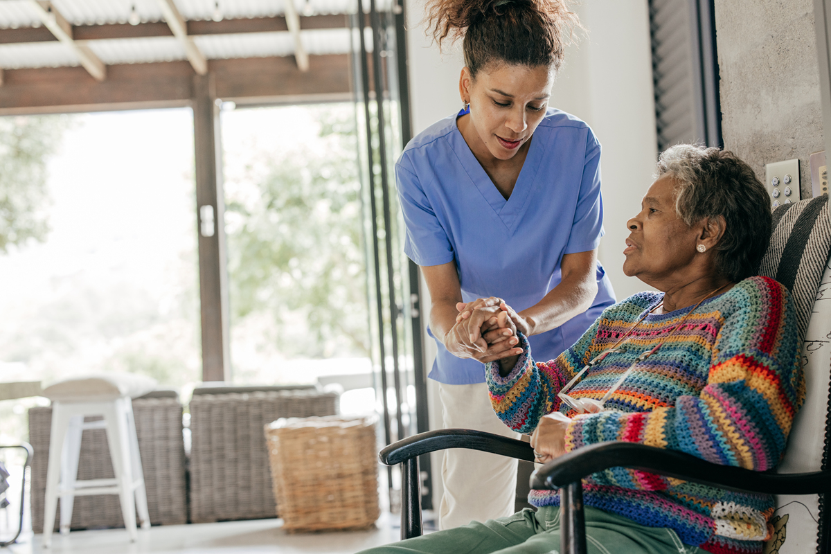 安慰老年痴呆患者家属的话语：如何面对和陪伴