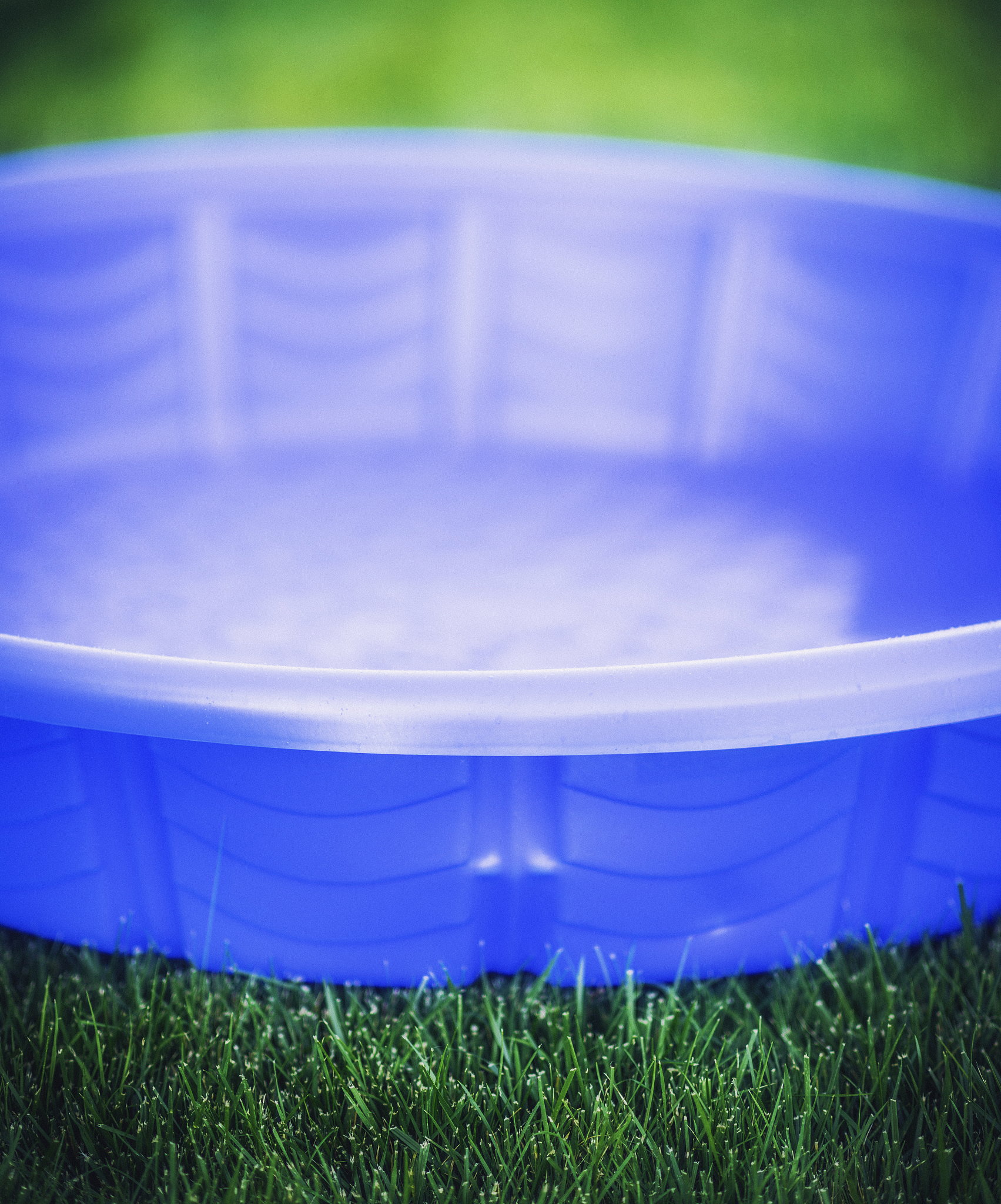 孕妇游泳婴儿是不是相当于在开潜艇