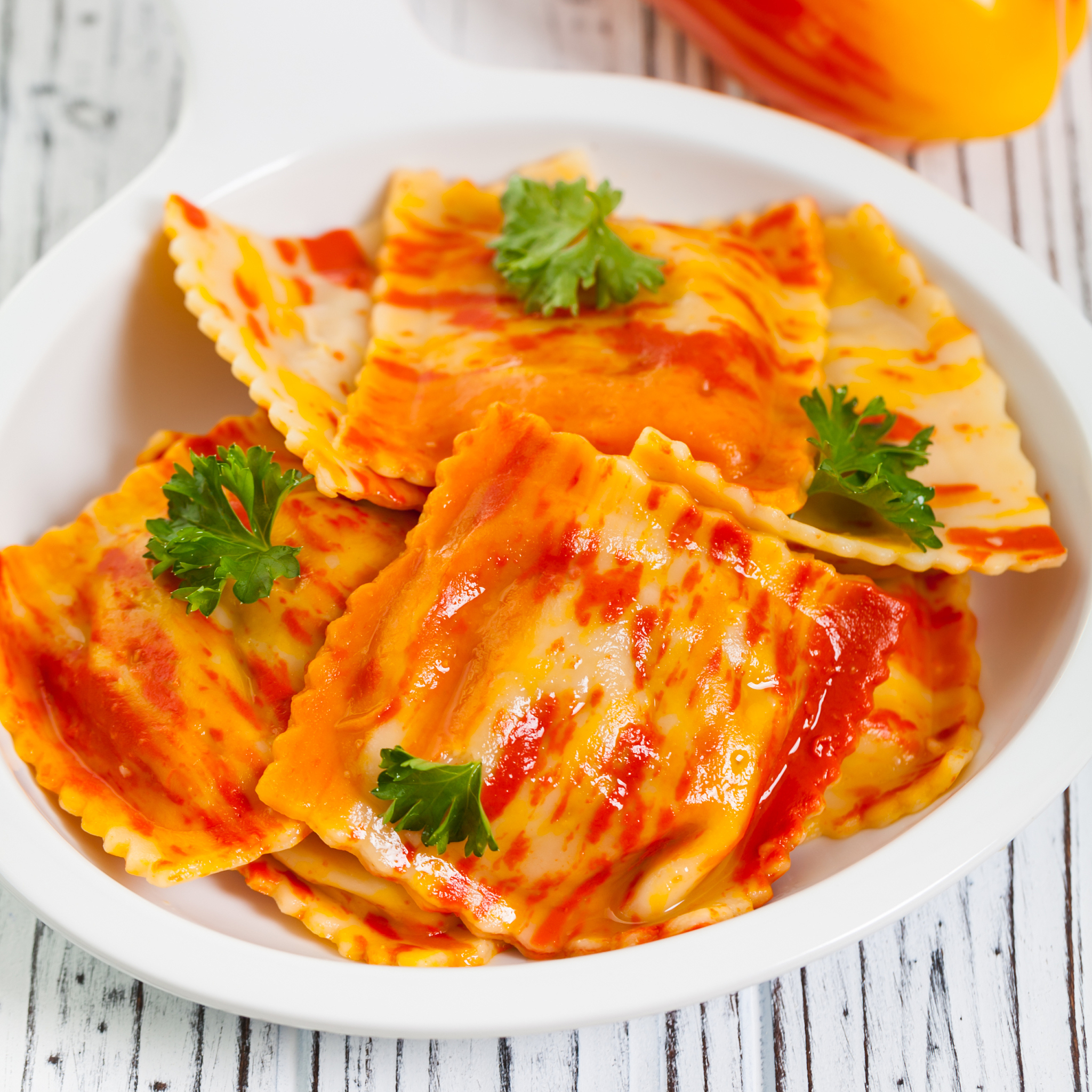 香烤冷面酱制作视频：夏日美味诱惑，轻松Get！