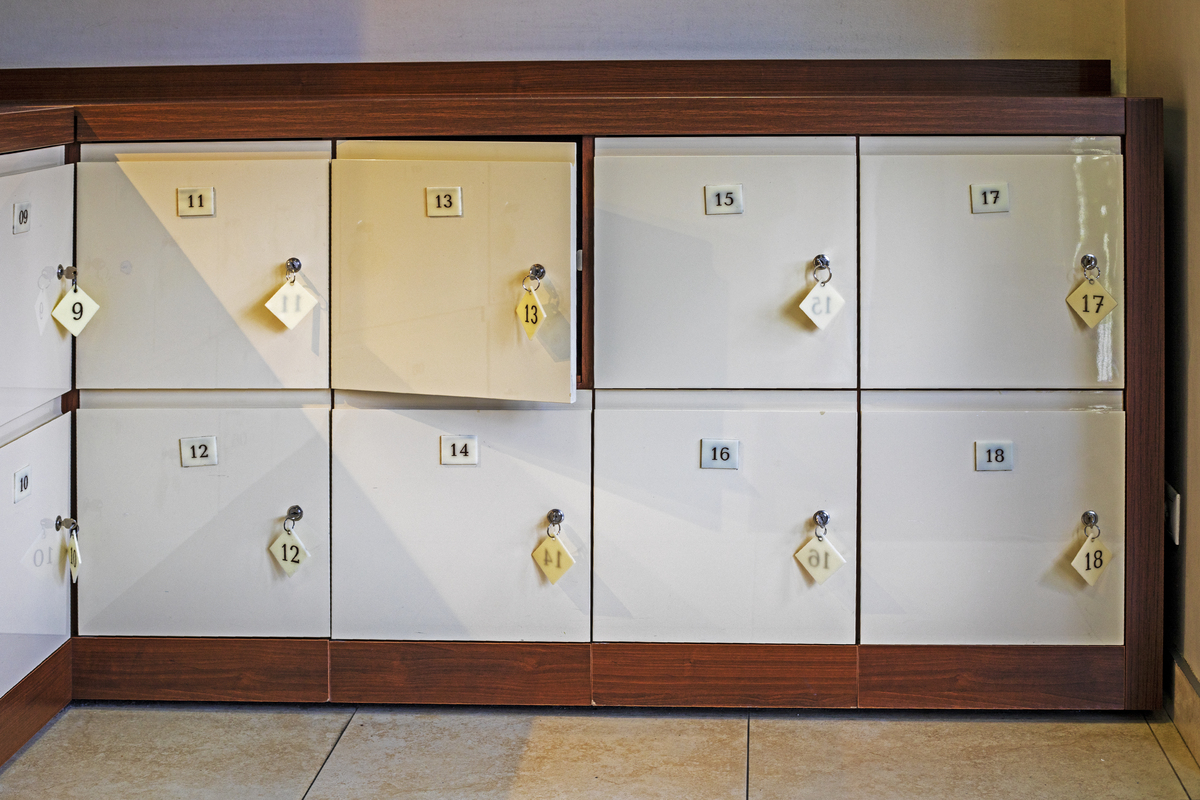 洗鞋寄存柜15秒营销脚本：轻松解决洗鞋烦恼