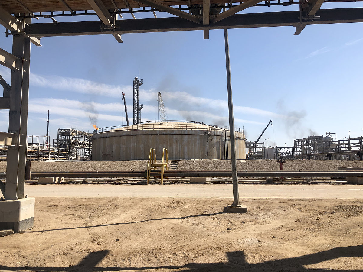 油田储罐腐蚀影响因素1000字