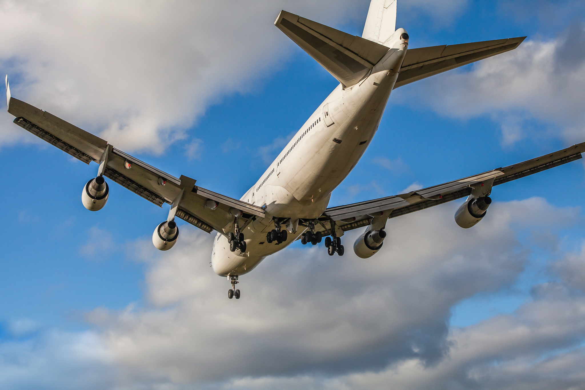 2019年贵阳航空学校的招生有些什么基本要求