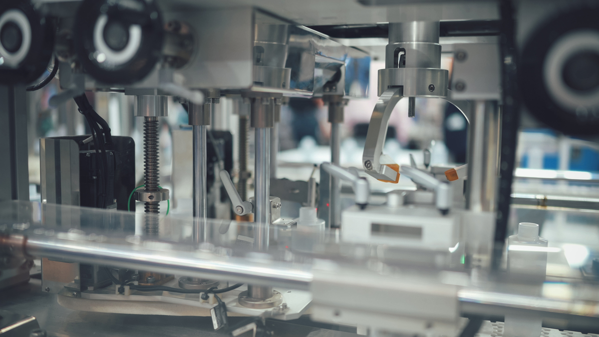 材料成型技术在电子产品制造中的应用 - 提高效率与质量