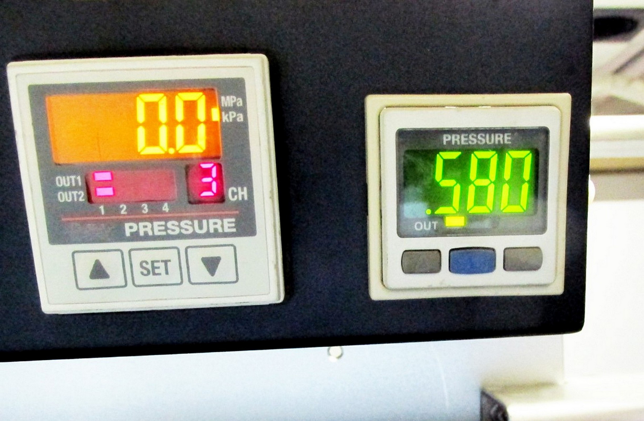 vacuum digital sensor switch