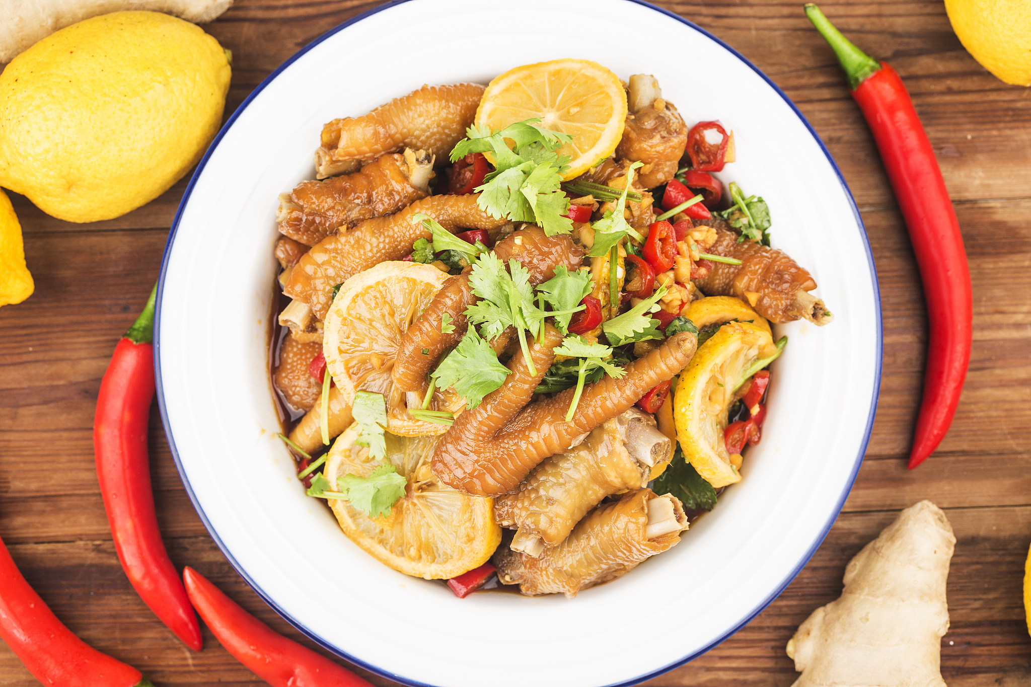 柠檬鸡爪热量高吗