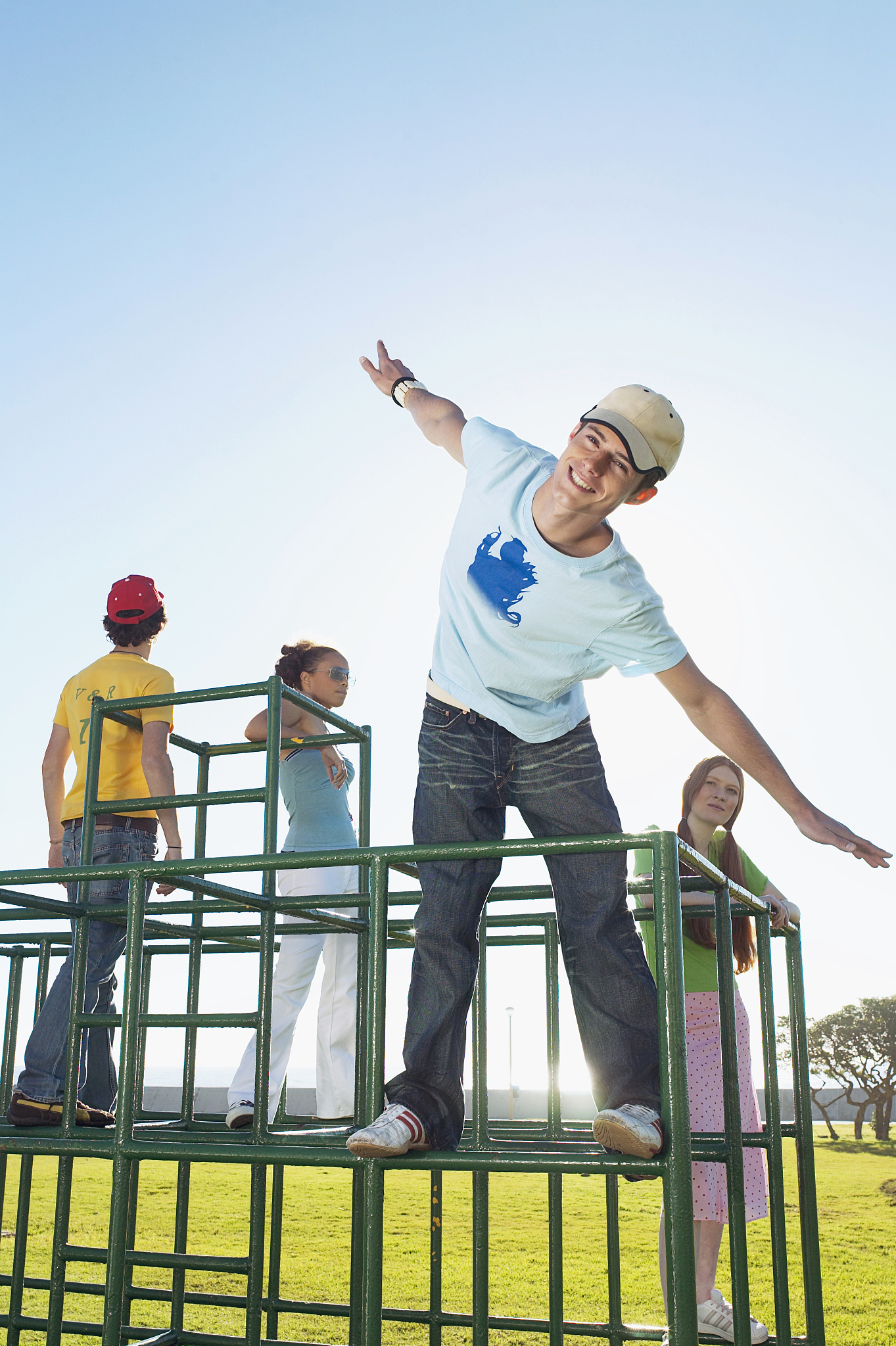 私立小学游戏攻略：玩转校园，收获友谊和成长