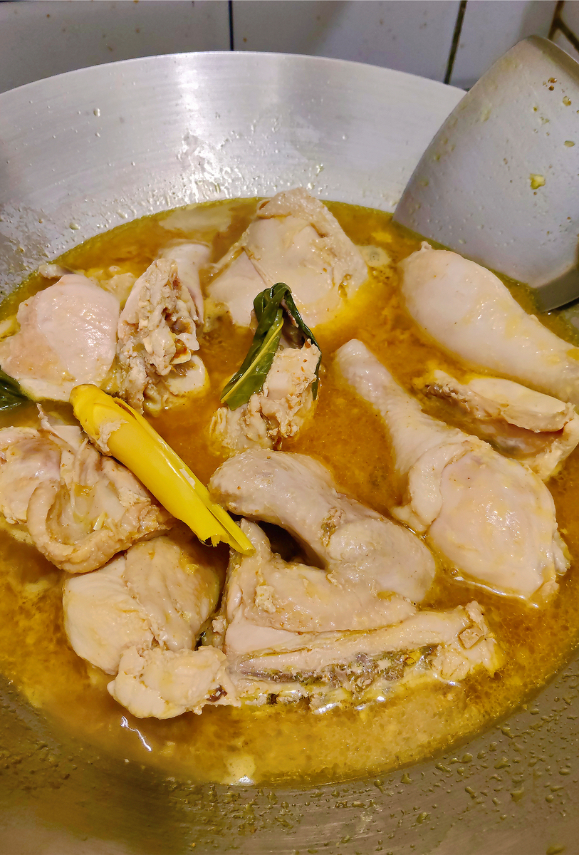 酸菜鸡壳汤底做法大全 - 简单易学，营养美味！