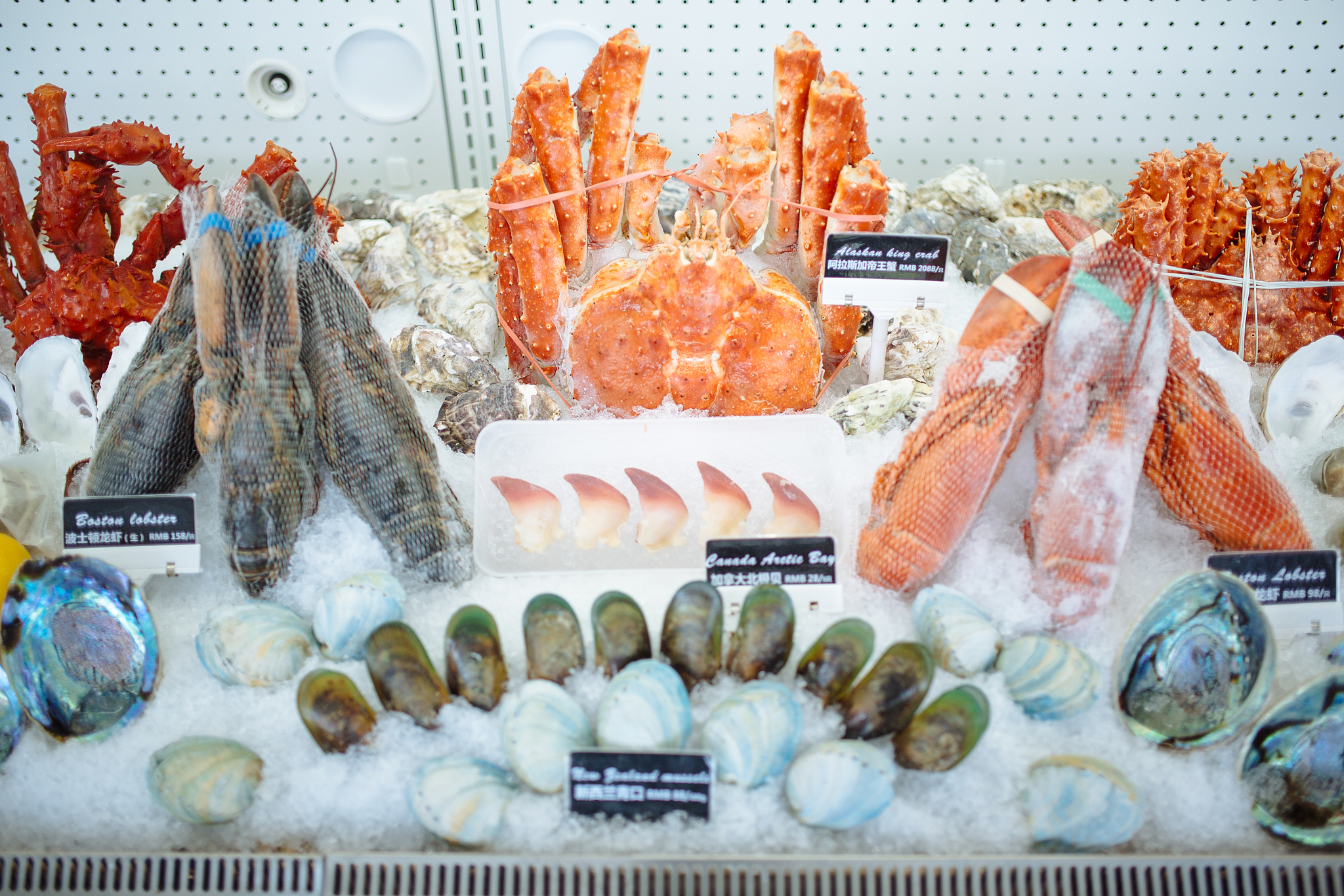 新鮮海鮮線上購 - 龍蝦、螃蟹、鮑魚等海產直送