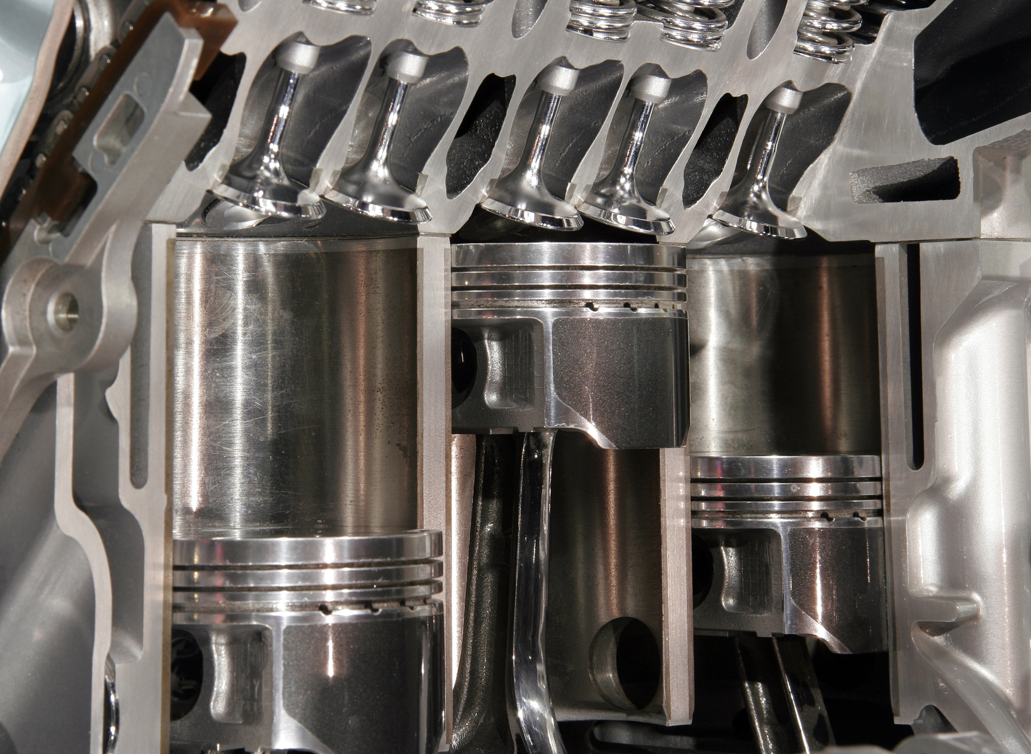 二冲程煤油发动机结构