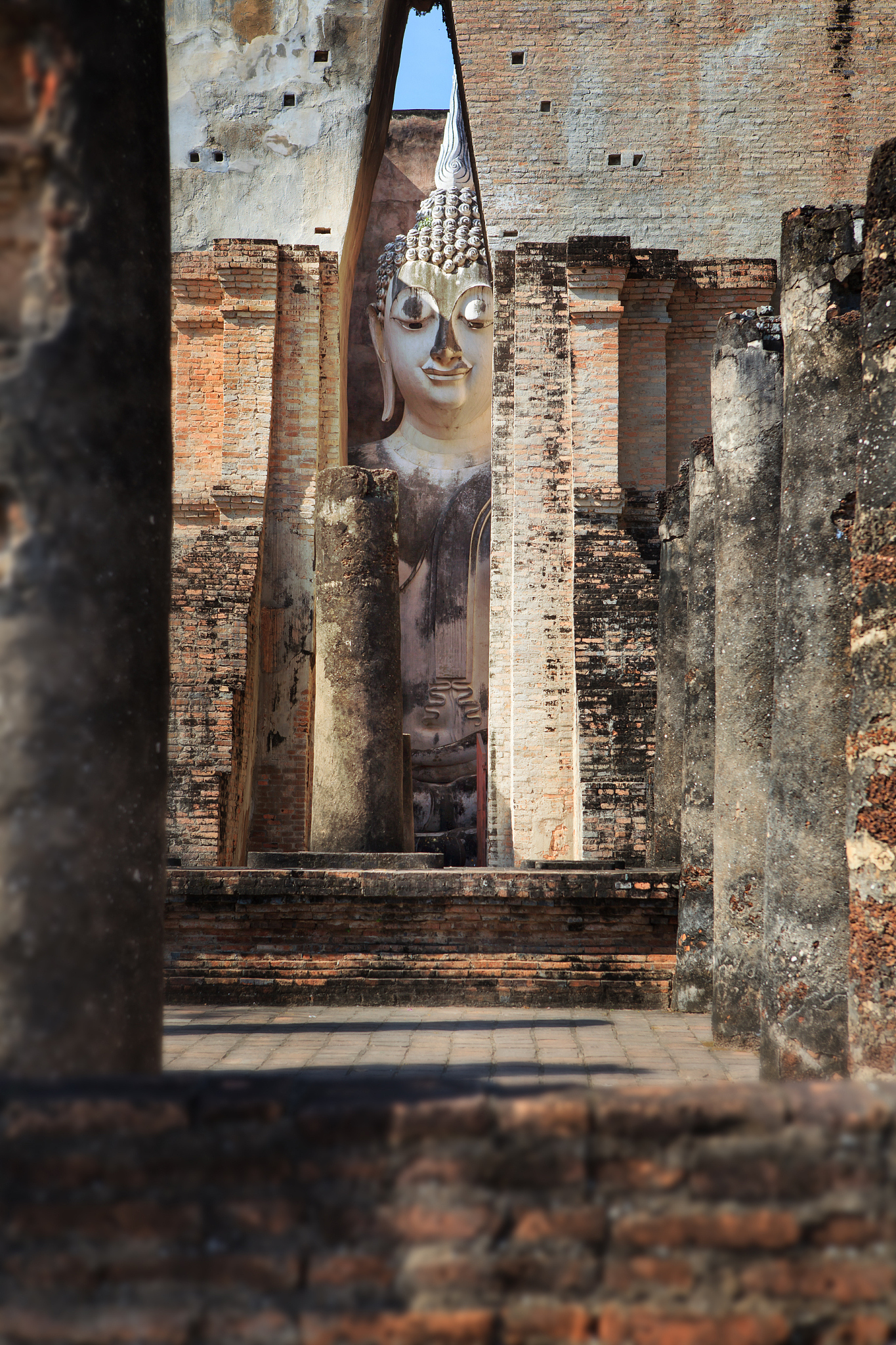 phra achana in wat si chum