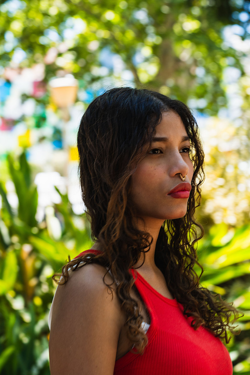 1200字关于人像摄影的精髓：如何拍出自然、生动的照片