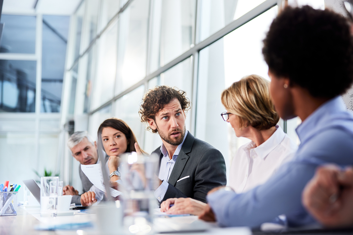 扮演一名职场博主写3条关于职场的文章标题