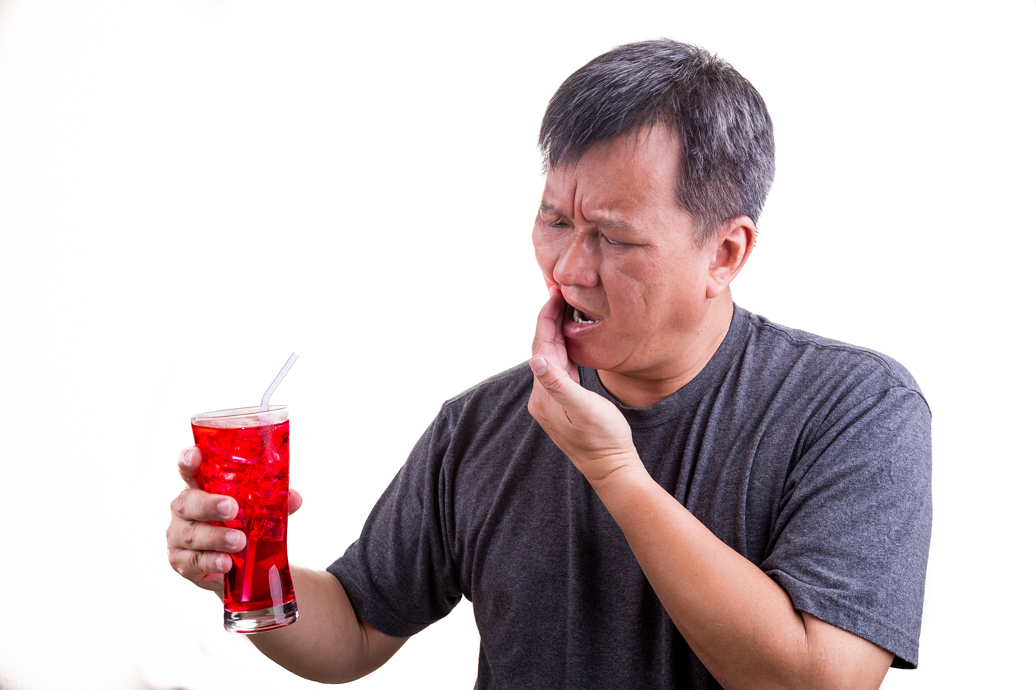 小孩喝碳酸饮料的坏处