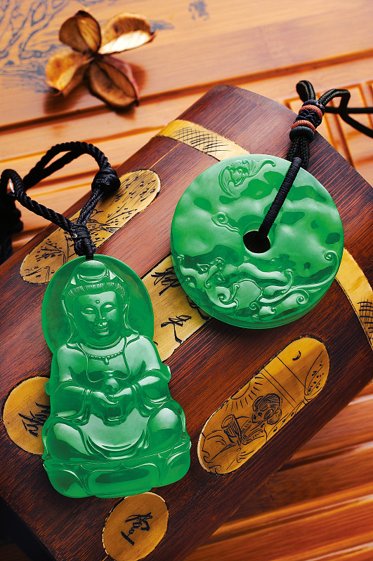 帮爸爸请一尊文殊翡翠