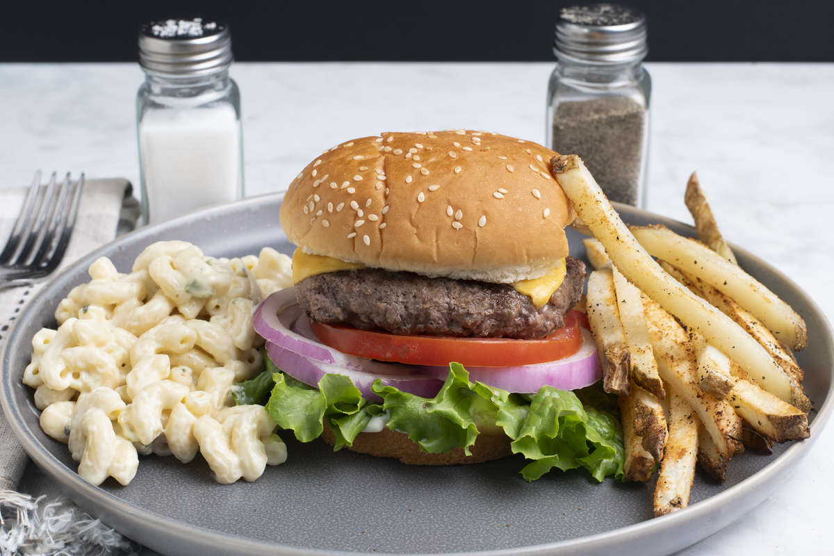 西安快餐培训学校：学做美味快餐，开启餐饮创业之路