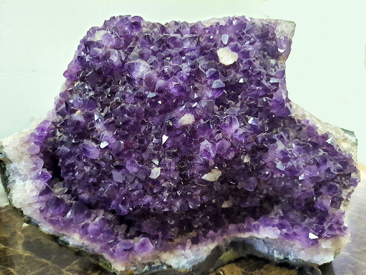 乌拉圭紫水晶一克多少钱回答+拓展