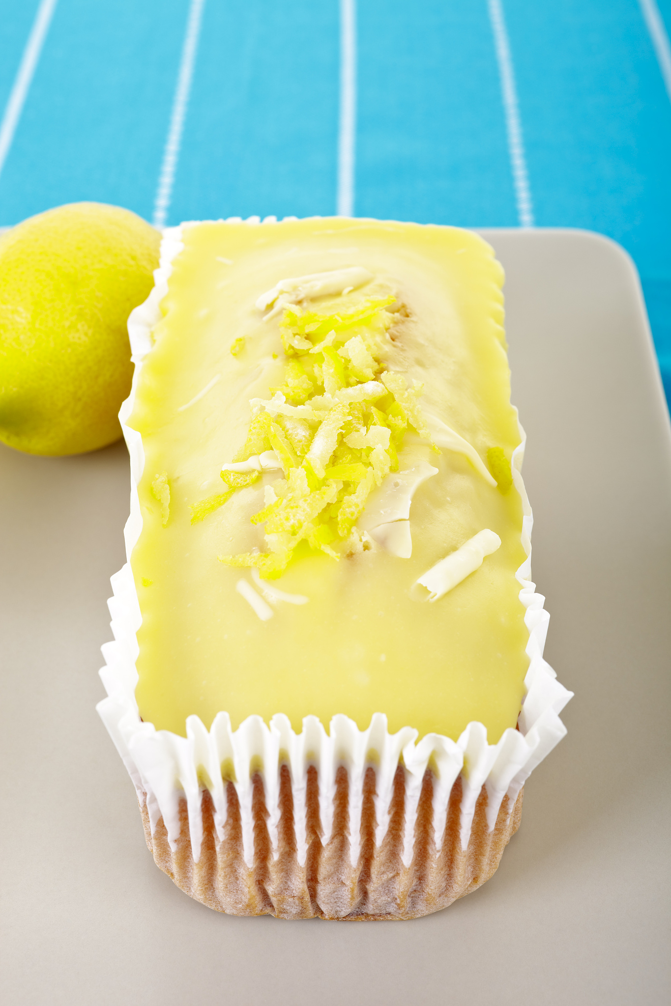 抖音卖榴莲千层蛋糕爆单秘诀：特色策划+带货达人