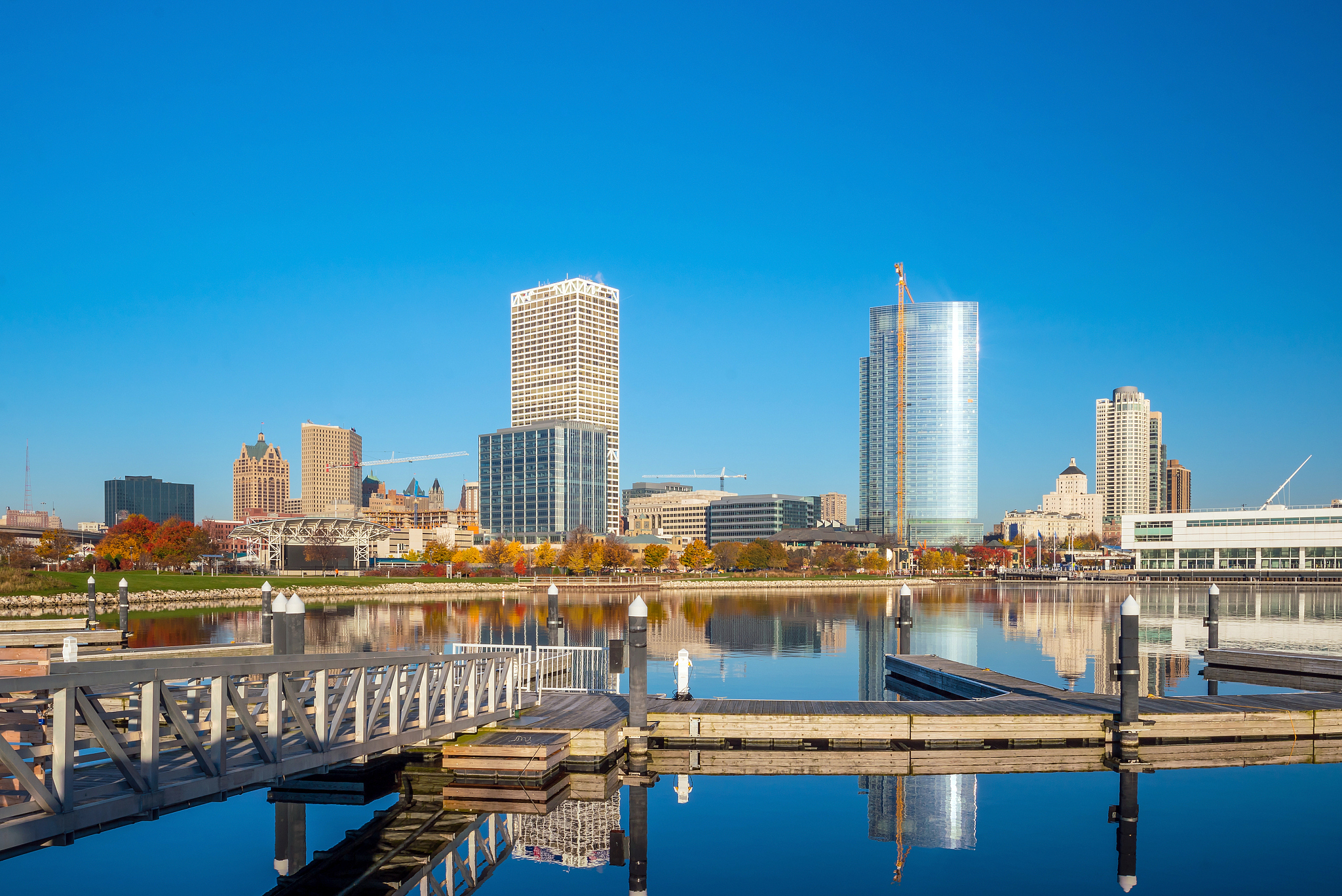 milwaukee skyline in usa