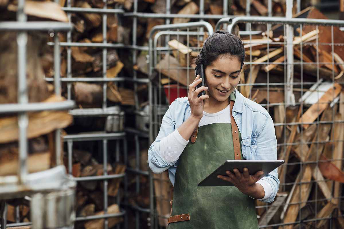 如何设计一个订单管理系统300字
