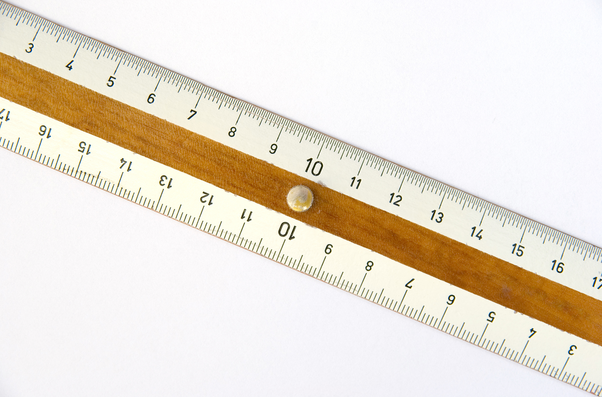 为什么不能量一段距离的长度了