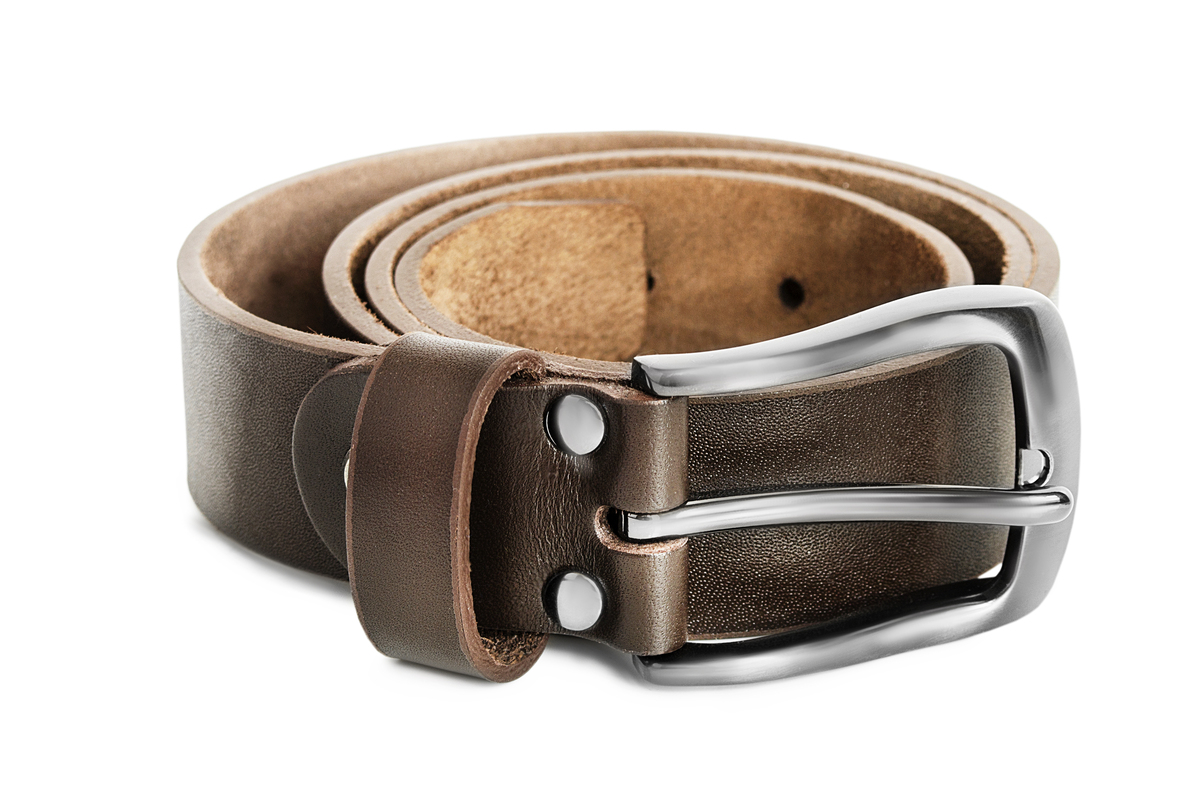 请以文言文方式写一个闲鱼卖coach皮带文案