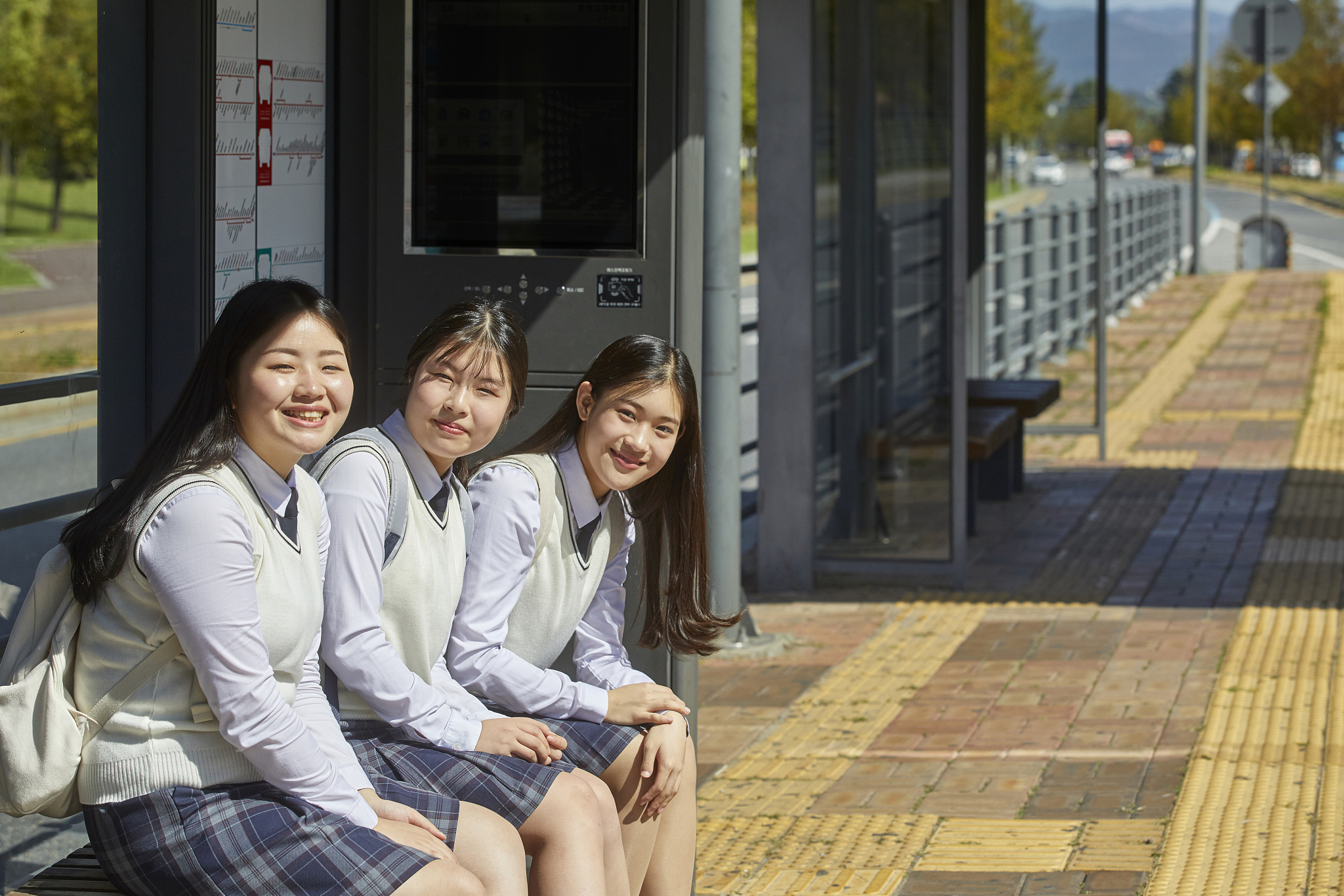 重庆2021年女生学什么轨道交通学校好