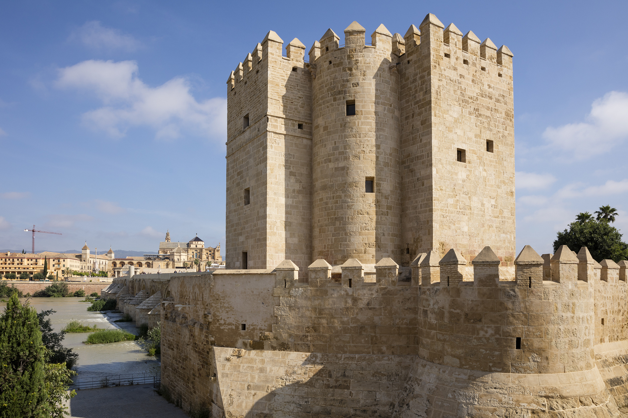 spain, andalusia, cordoba, puente romano, torre de la calahorra