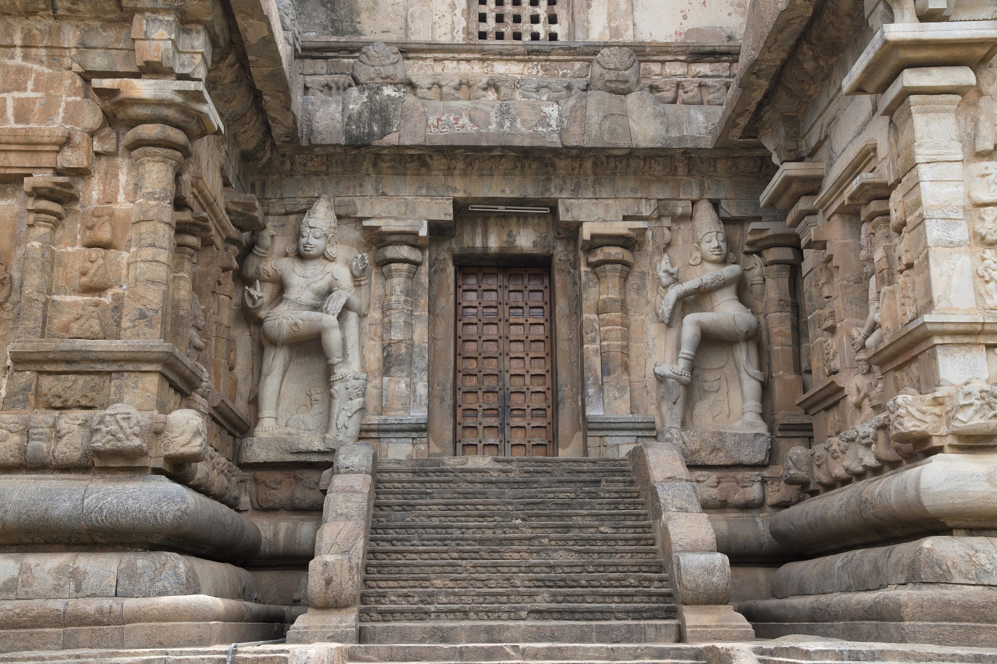 dwarapala at the northern entrance to the mukhamandapa, brihadis