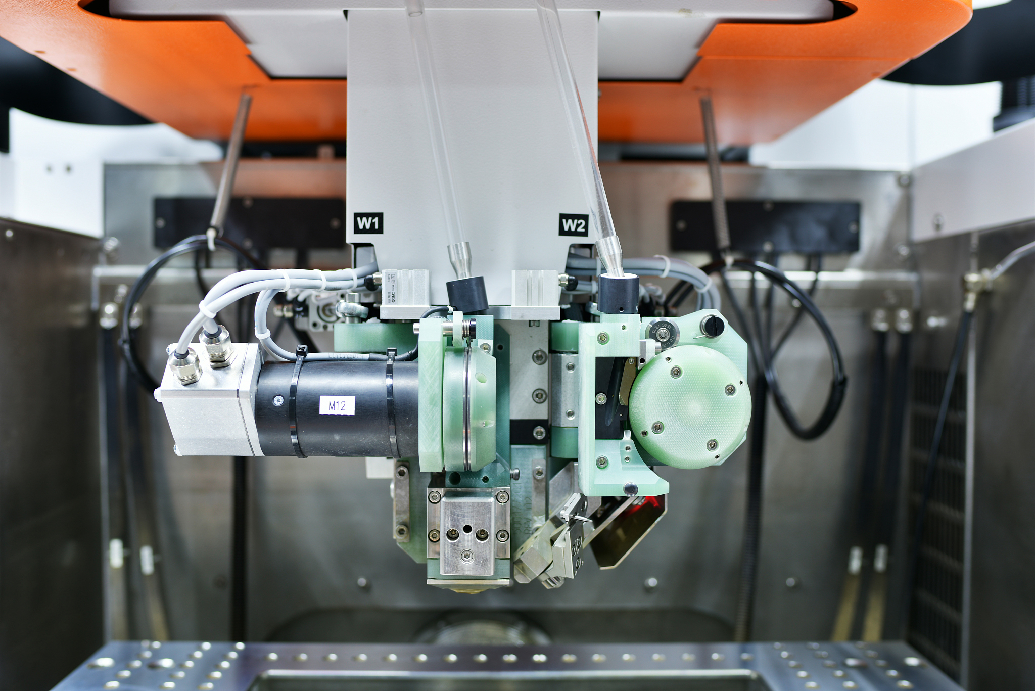 英文翻译：产品防错、可制造性、模具配置、质量体系审核、产品标准等流程