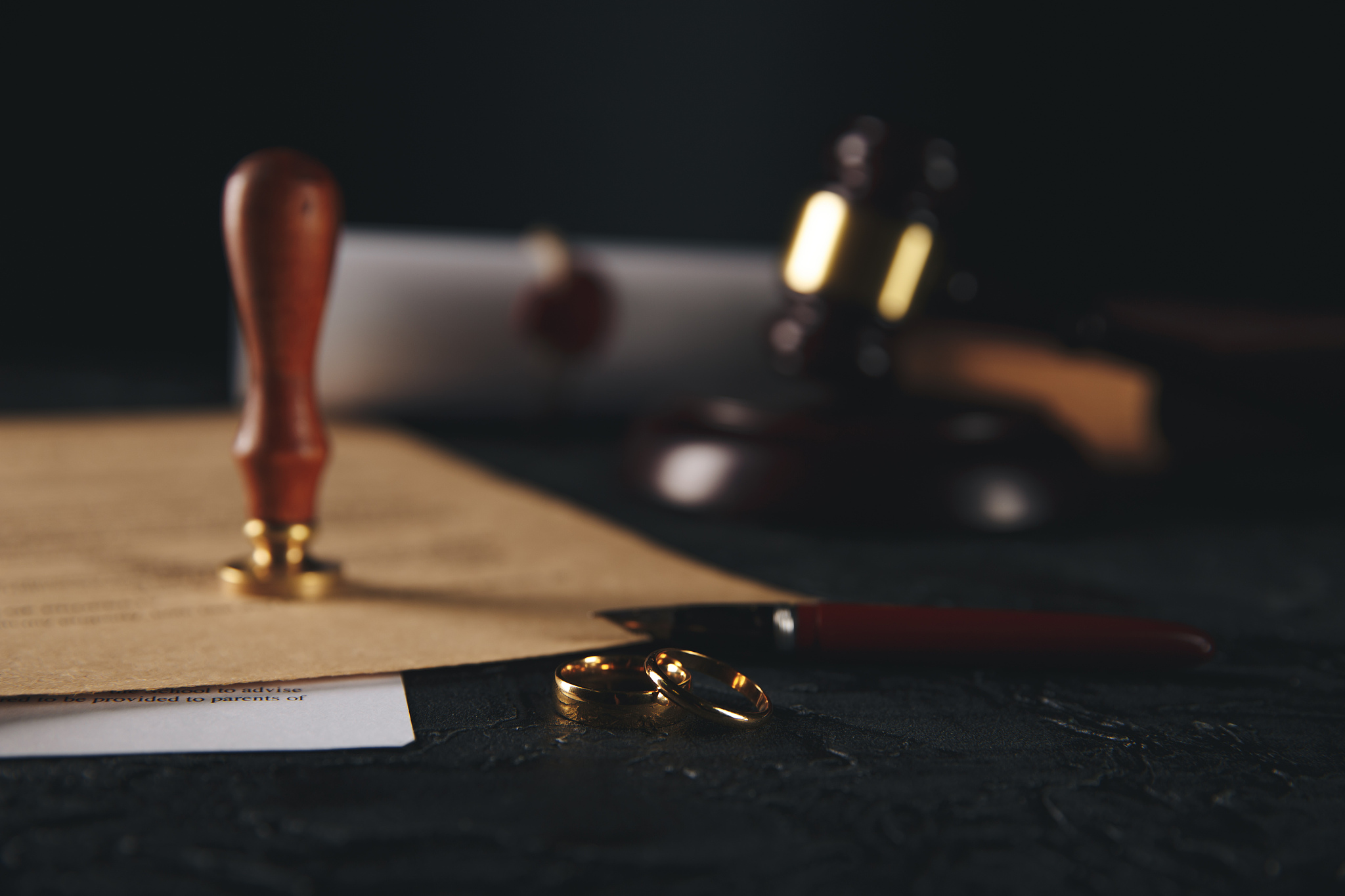 离婚怎么办？详细步骤指南，保护自身权益