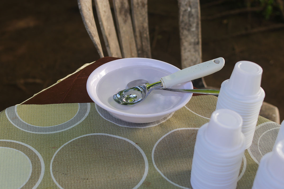 请650字的博客文章主题是：胶带粘过的痕迹怎么能清除掉