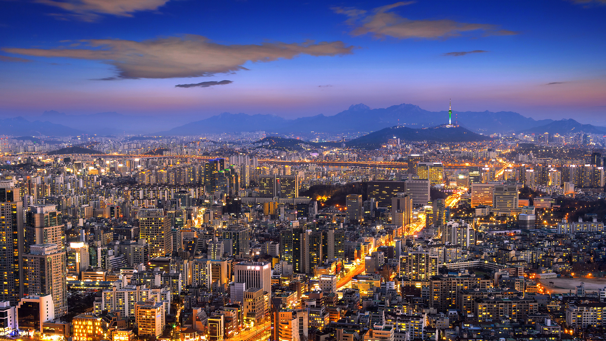 can you plan a 5 day trip to seoul for summertime in August