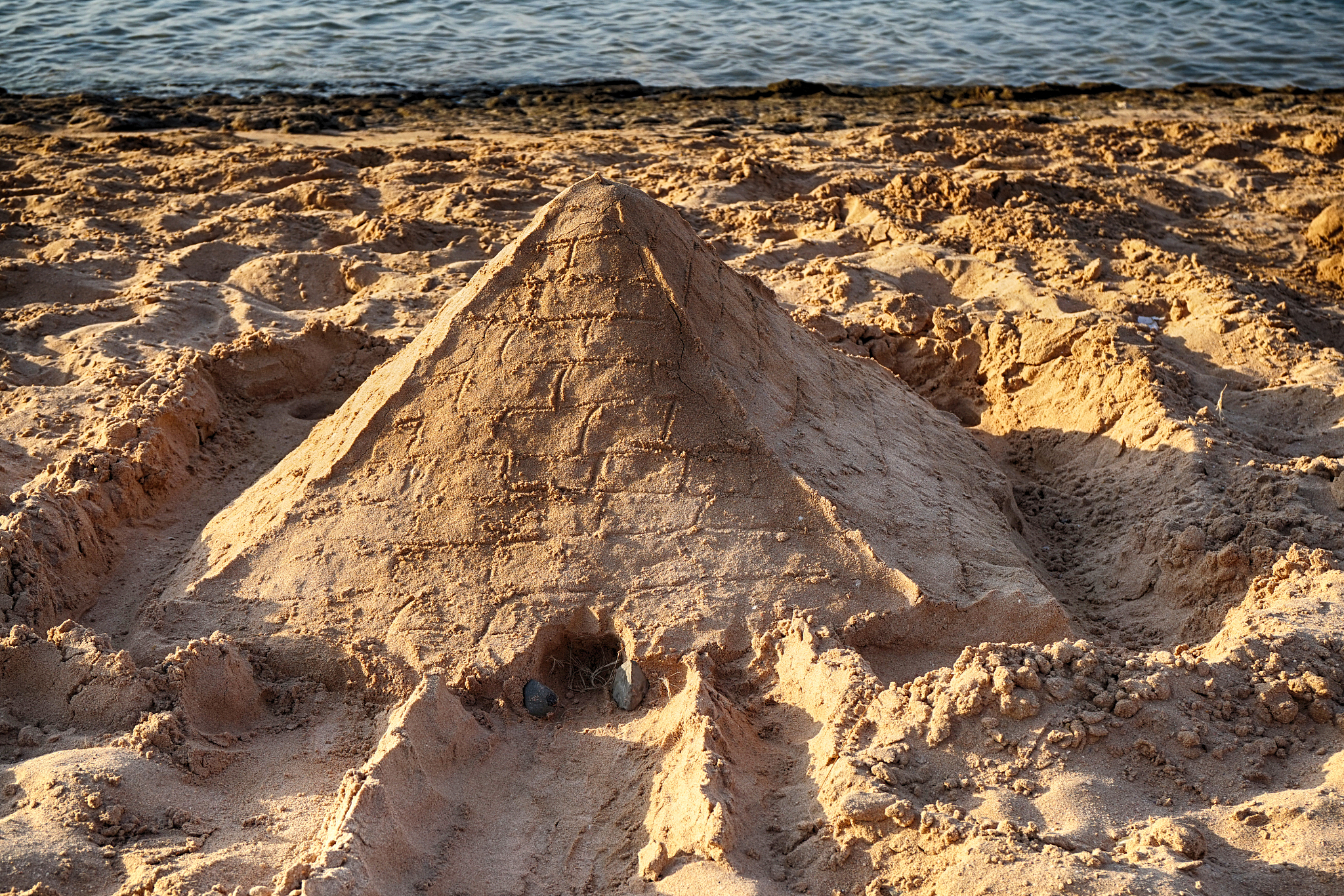 pyramid from the sand