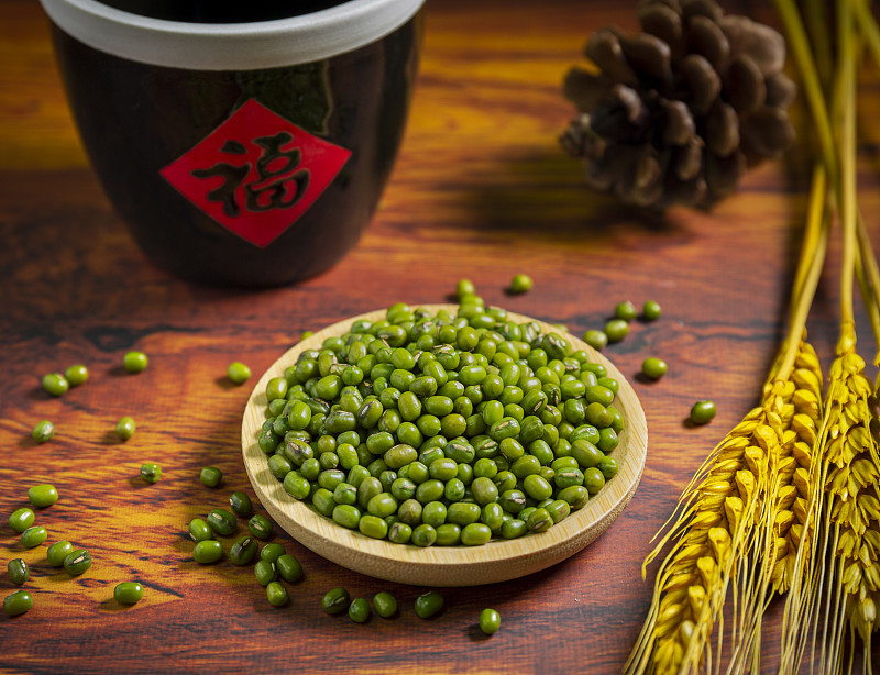 南充2022年女生读卫校学什么好