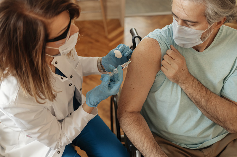 初中毕业生如何报考遵义卫生学校？