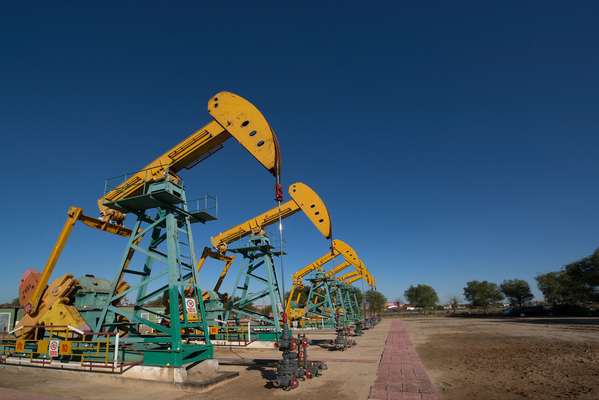 大庆油田地质概况