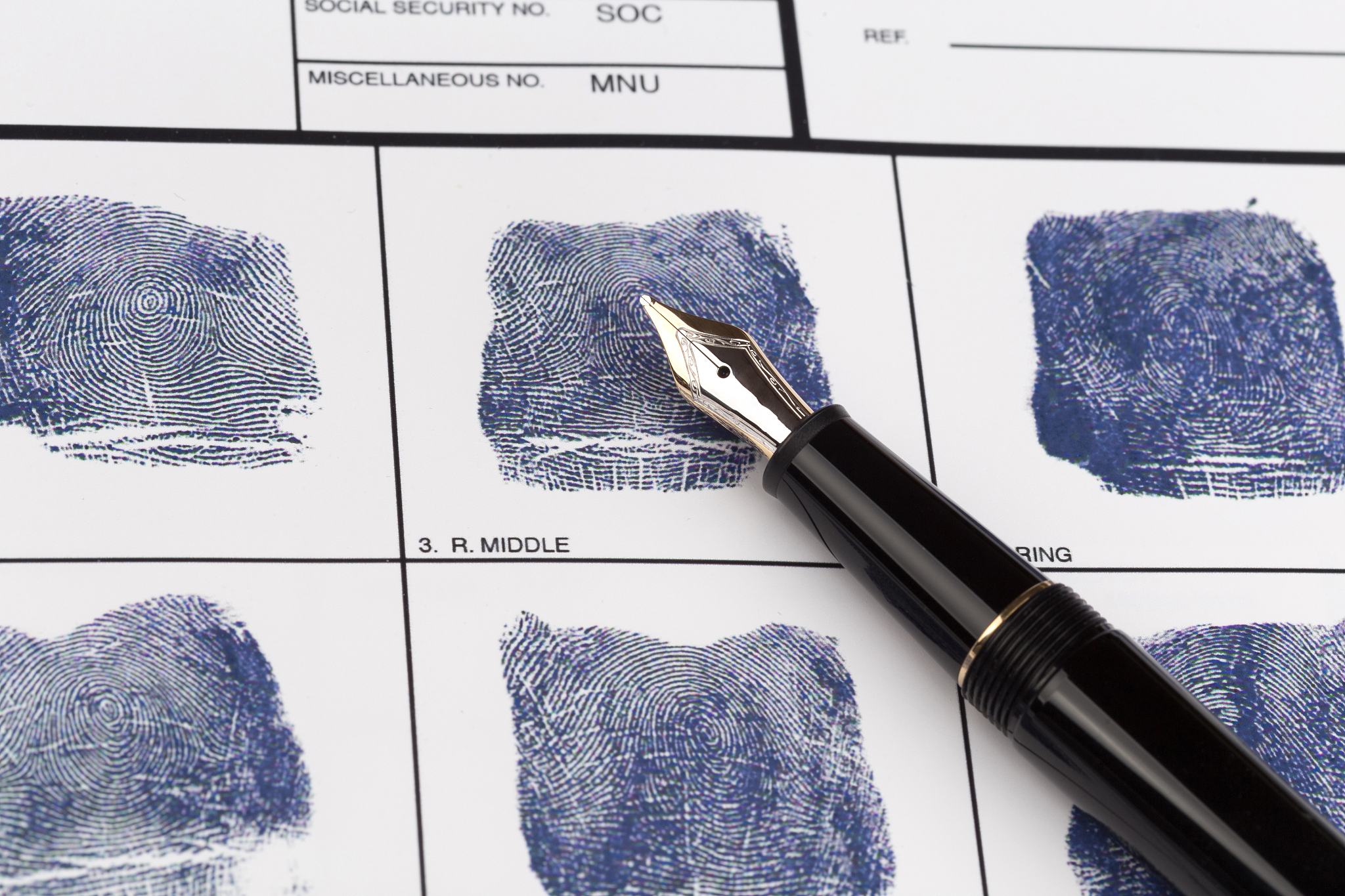 背景：考研复试现场，老师在提问你。你是公共卫生与预防医学专业重大传染病和生物安全的临床研究方向的硕士。
题目：What would you like to be doing five years after graduation?（请用尽可能简单的话回答