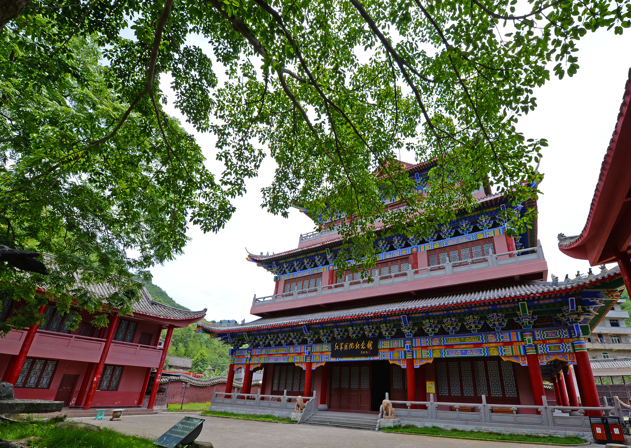 关于贵州建筑装饰装修资质办理条件字数