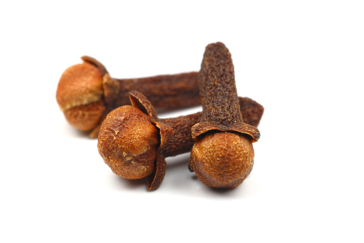 炼制卤油100斤油放多少香料