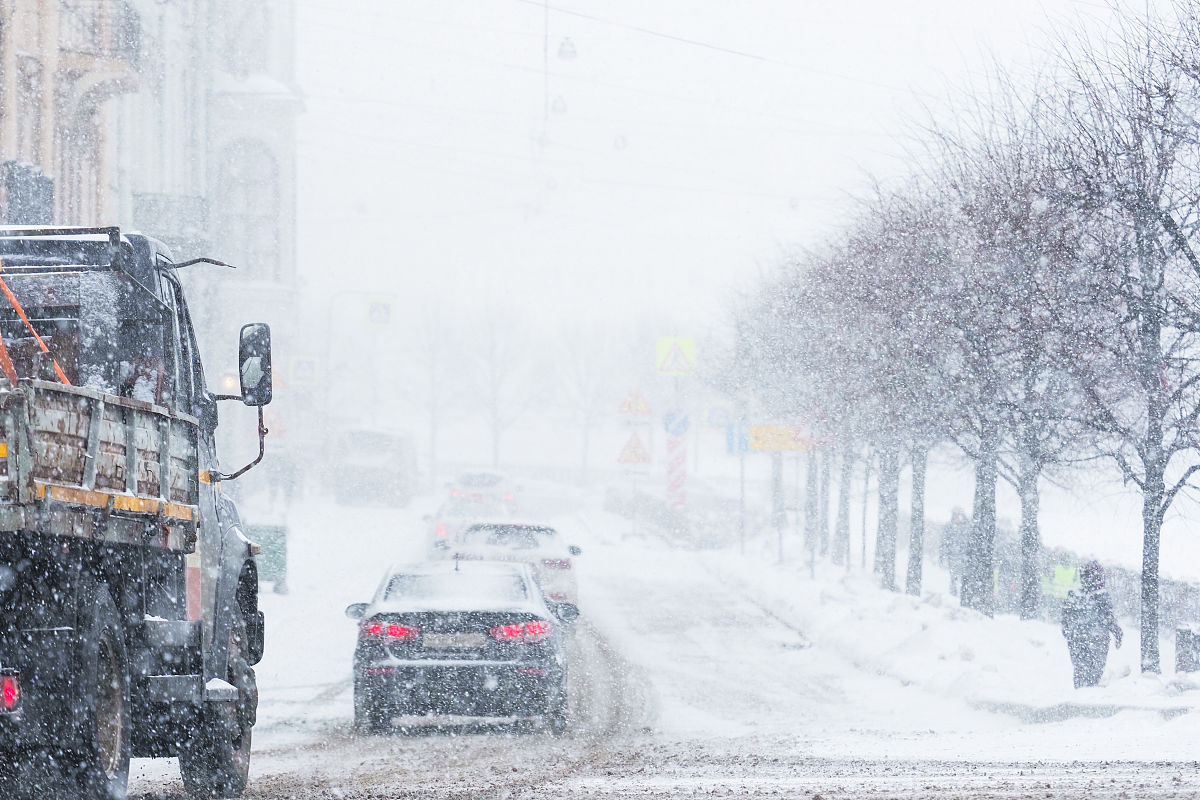 俄罗斯钓鱼4 - 逼真模拟钓鱼游戏，体验垂钓乐趣