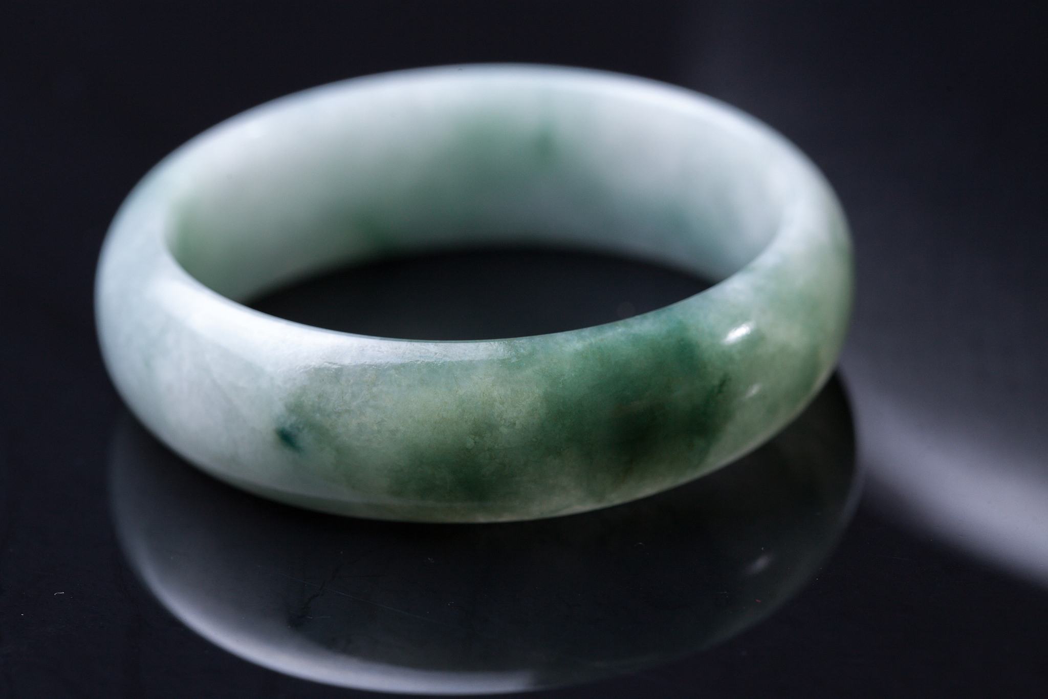 jade bracelet